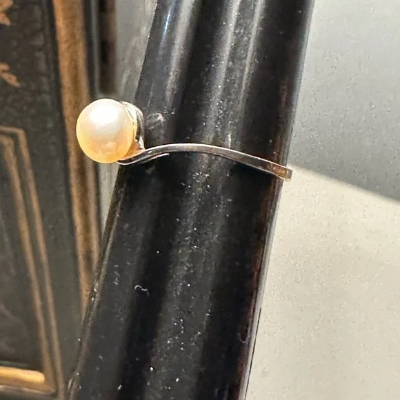 Elegant cultured pearl ring - Picture 4 of 4